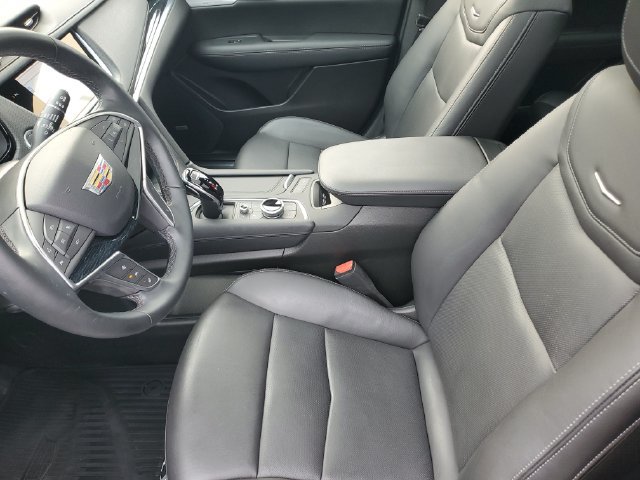 Certified 2025 Cadillac XT5 Premium Luxury AWD/4WD image 26