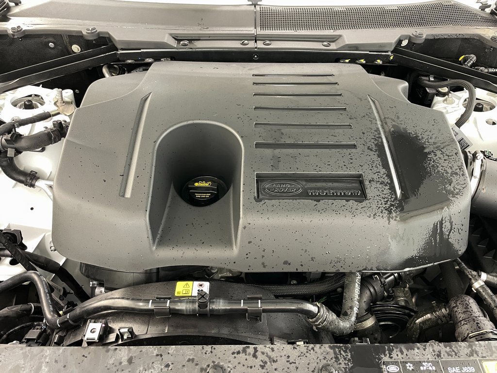 Used 2025 Land Rover Defender 110 S image 49