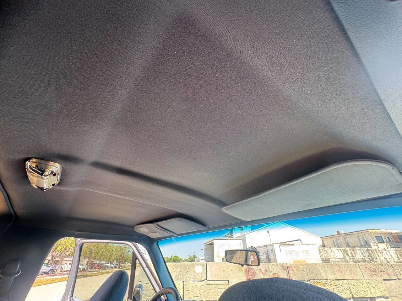 Used 1995 Ford Bronco XLT image 92