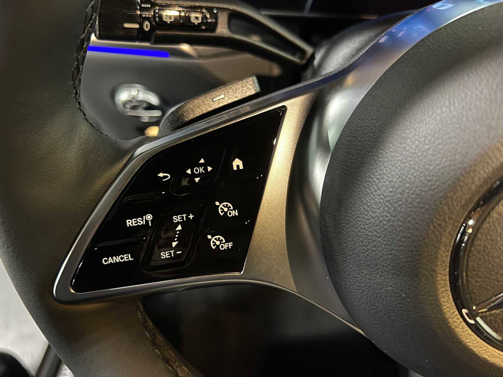 New 2025 Mercedes-Benz GLC 300 4MATIC image 22