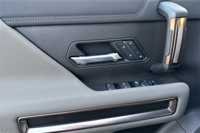 New 2025 GMC Hummer EV 2X image 8