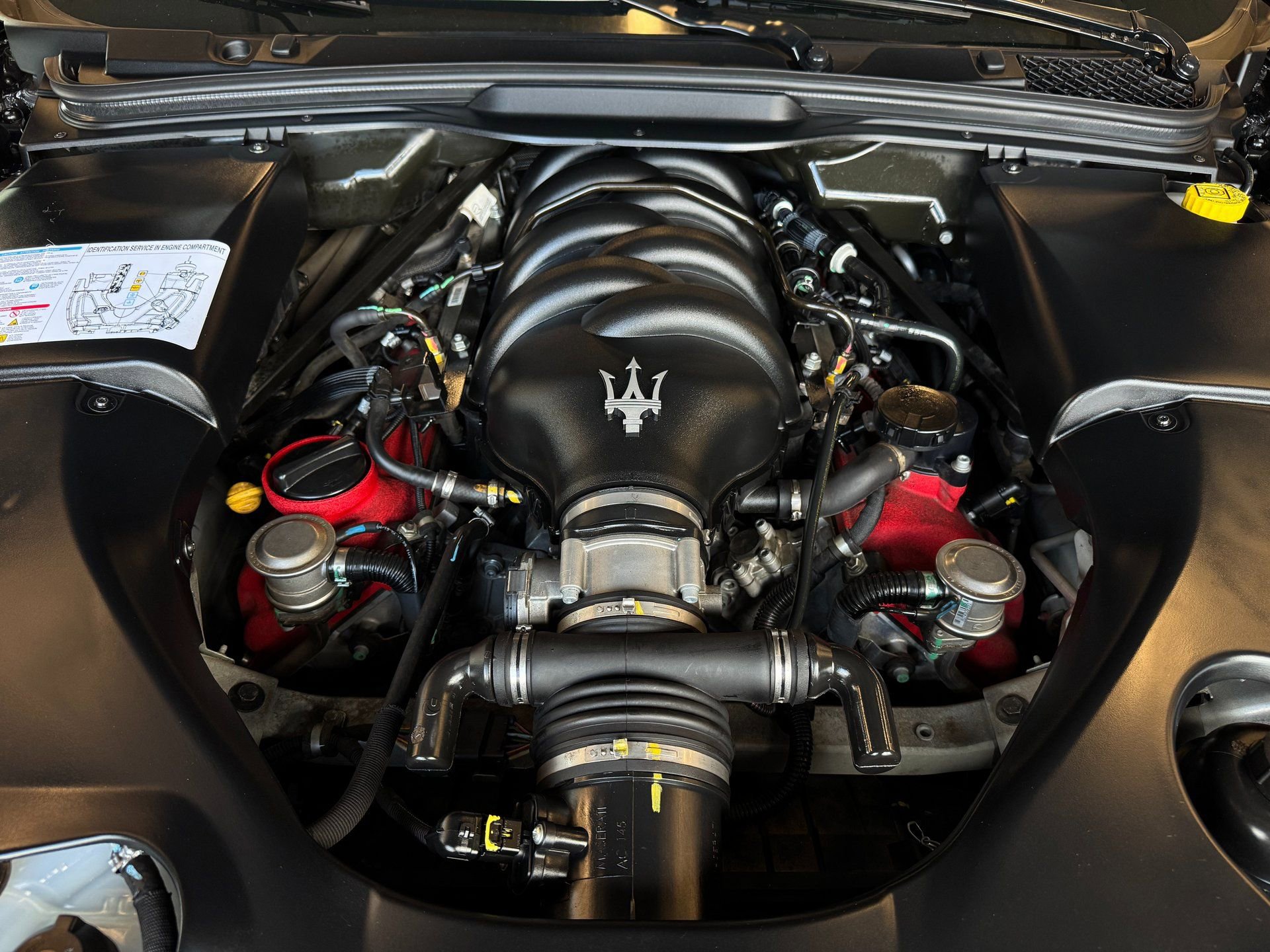 Used 2014 Maserati GranTurismo Convertible image 97