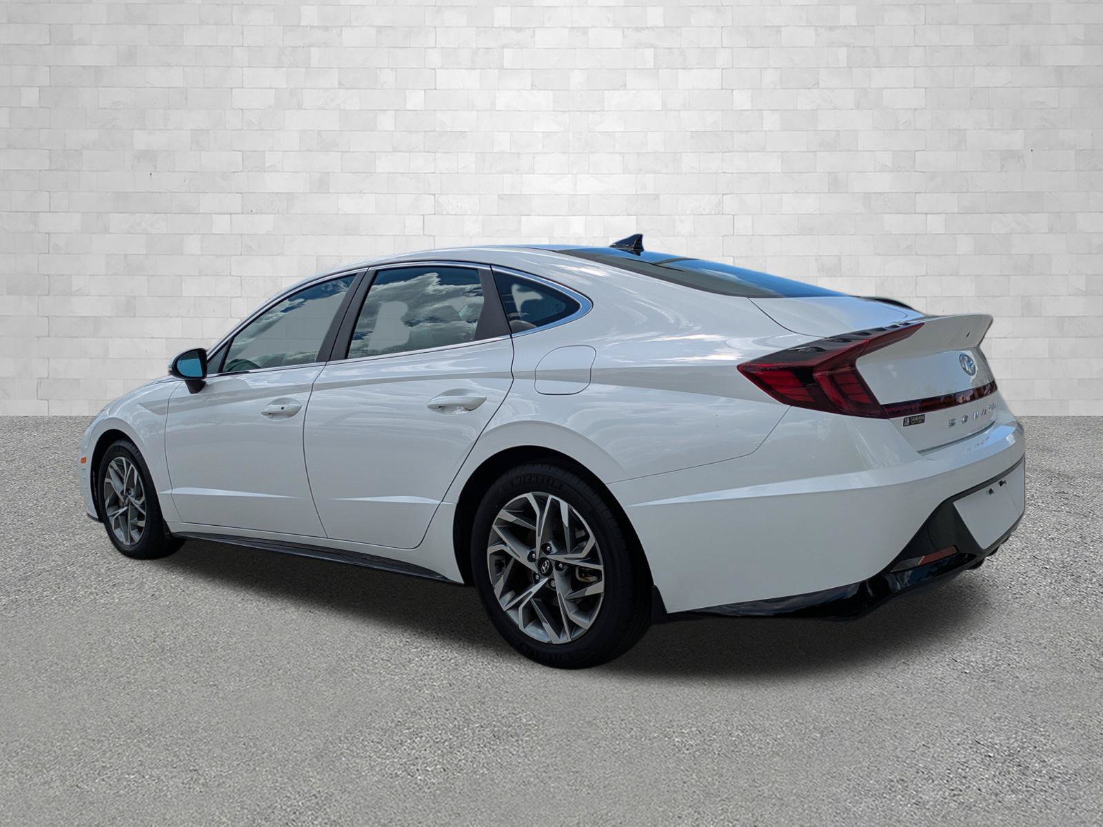 Certified 2023 Hyundai Sonata SEL FWD image 4