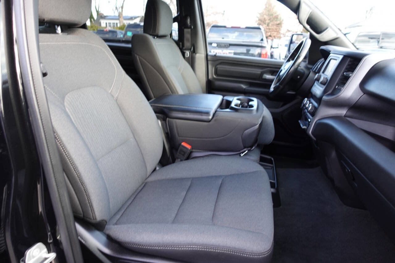 Used 2024 RAM 1500 Tradesman w/ Sport Appearance Package image 36