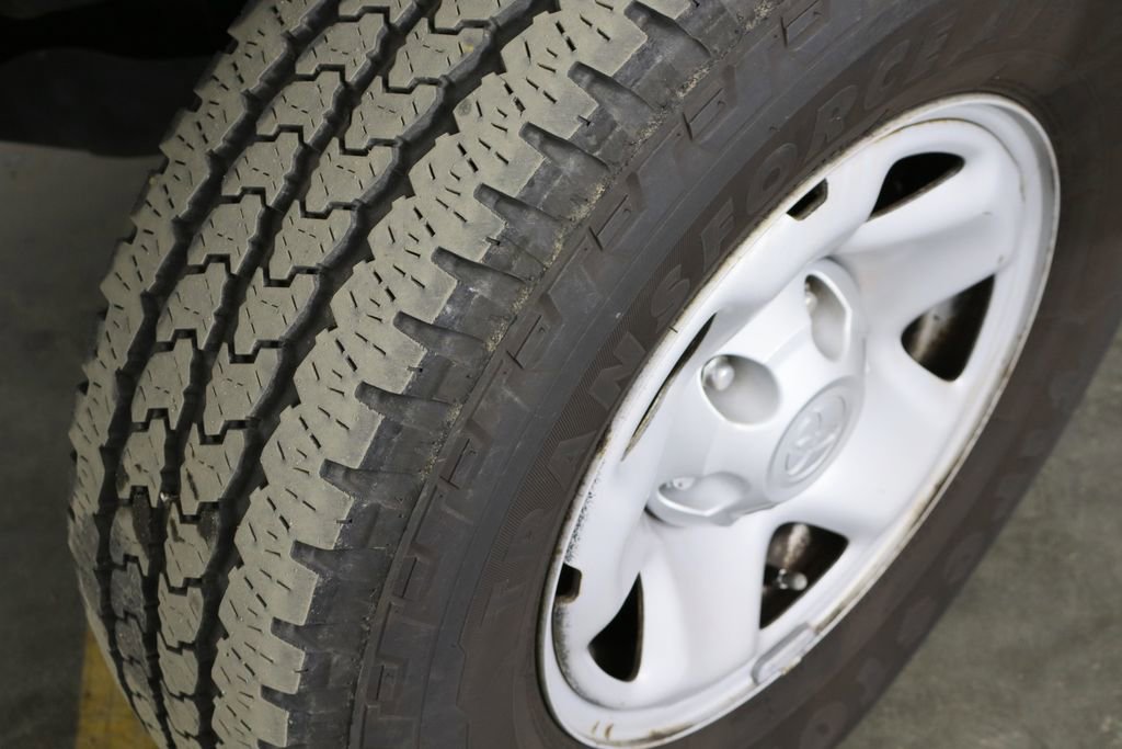 Used 2019 Toyota Tacoma SR image 28