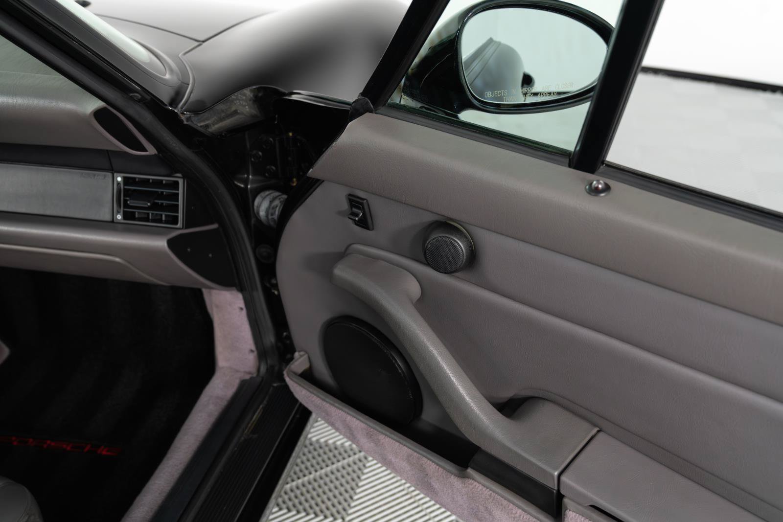 Used 1996 Porsche 911 Targa RWD image 31