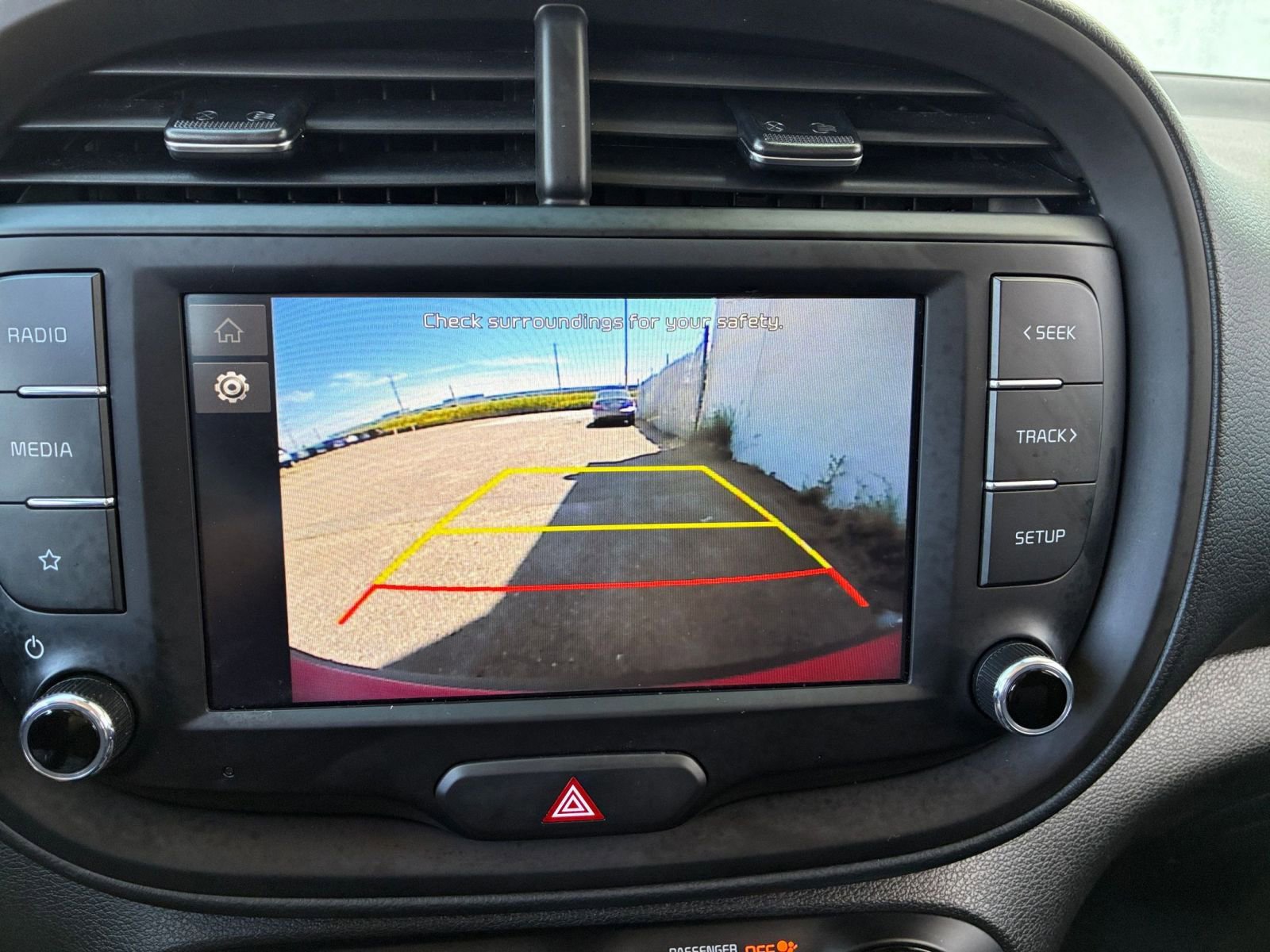 Used 2025 Kia Soul LX w/ LX Technology Package image 22