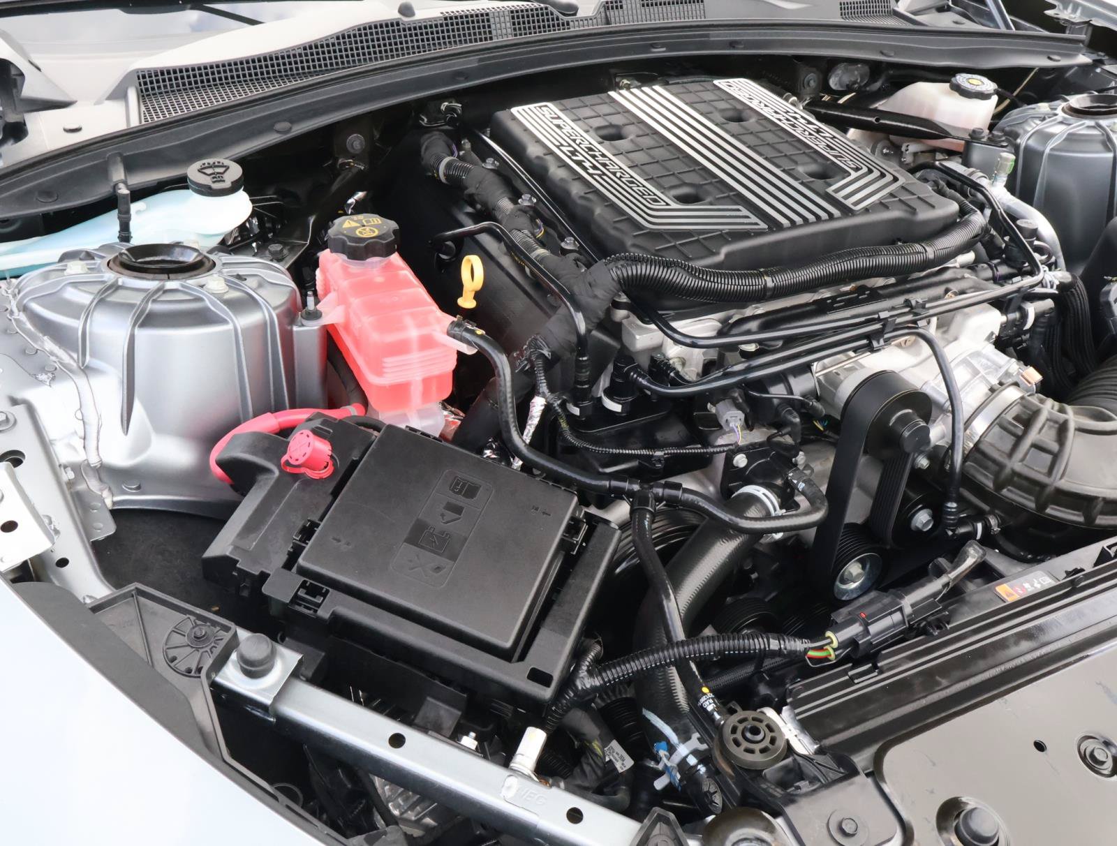 Used 2019 Chevrolet Camaro ZL1 RWD image 22