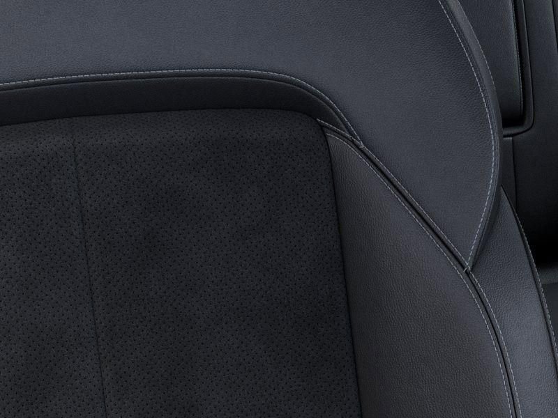 New 2025 Jeep Grand Cherokee Altitude image 20