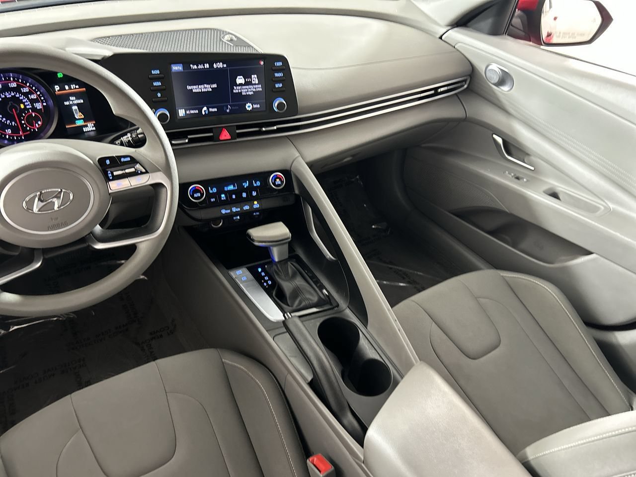 Used 2023 Hyundai Elantra SEL FWD image 23