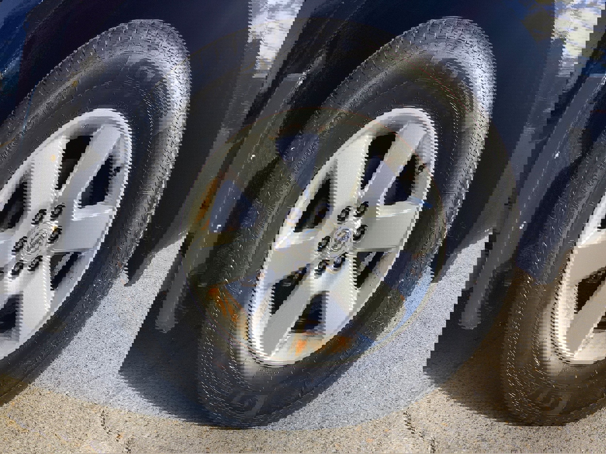 Used 2008 Nissan Pathfinder SE w/ Leather Pkg image 23