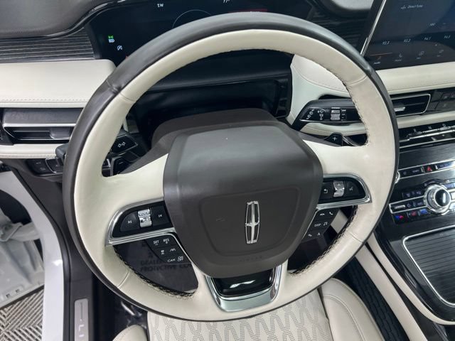 Certified 2023 Lincoln Nautilus Black Label AWD/4WD image 21