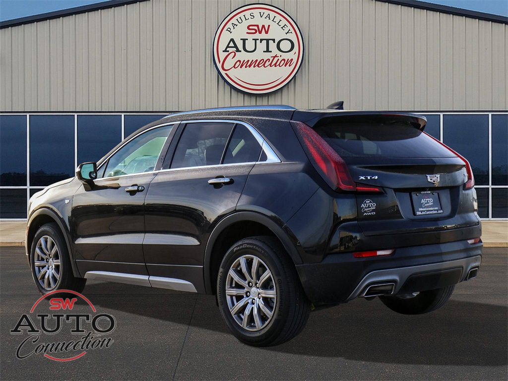 Used 2023 Cadillac XT4 Premium Luxury image 5