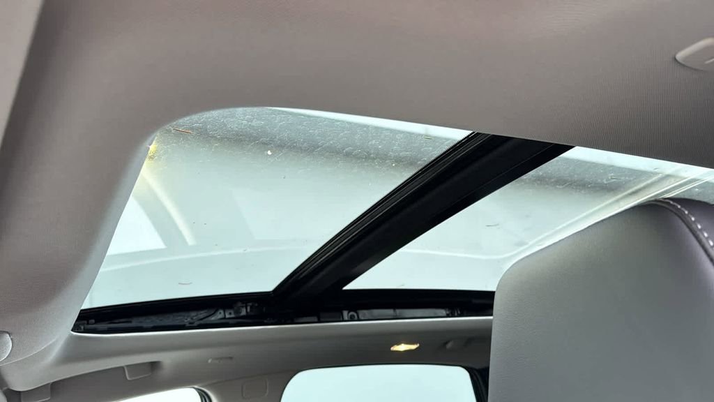 New 2025 Nissan Murano SL image 17