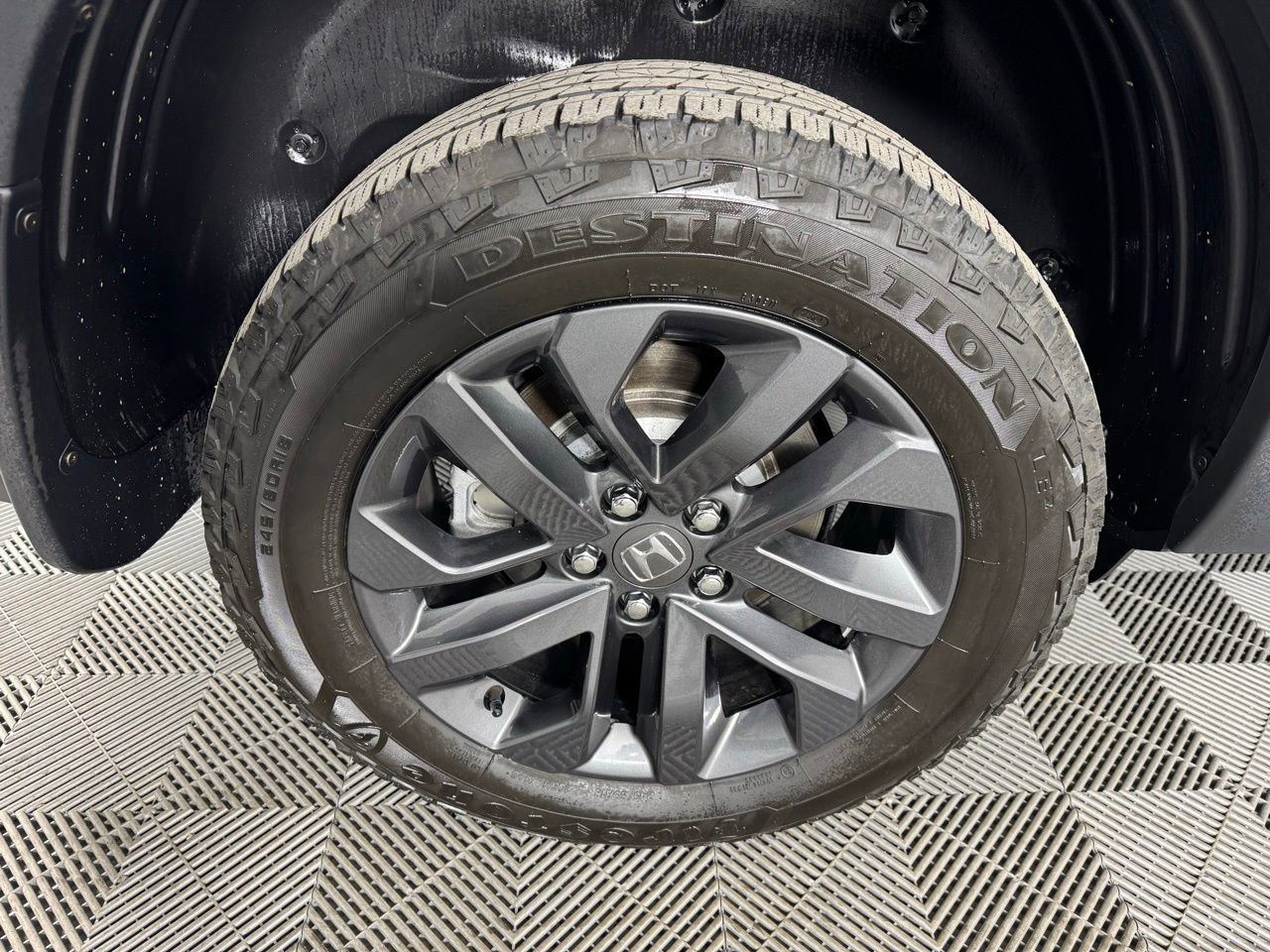 Used 2025 Honda Ridgeline Sport image 34