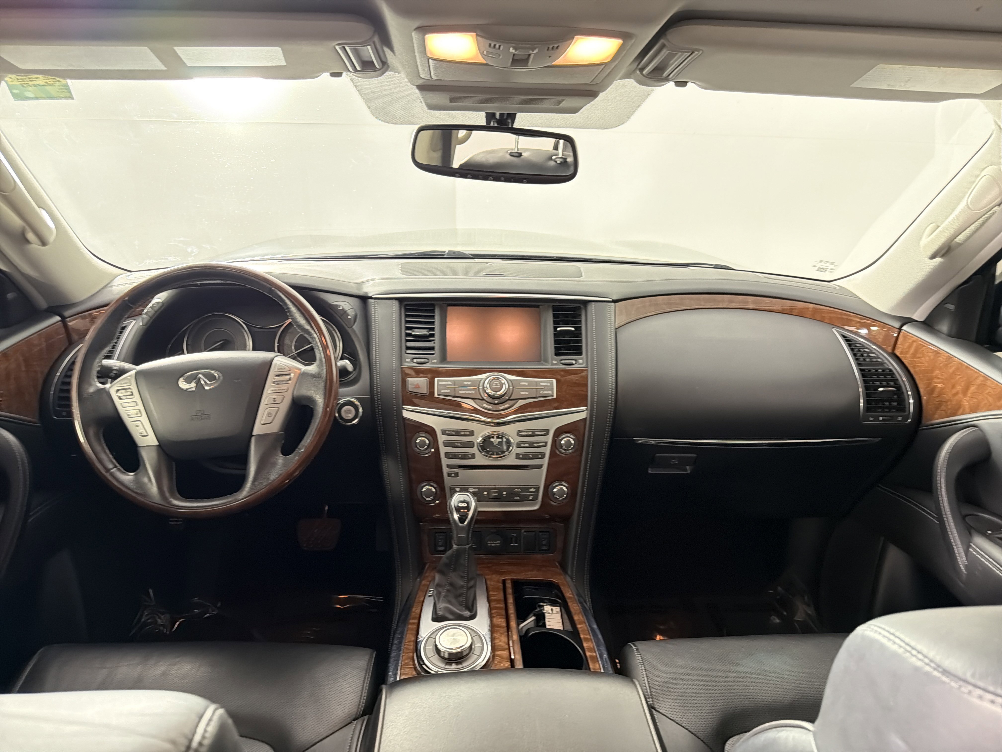 Used 2018 INFINITI QX80 4WD w/ Driver Assistance Package image 24