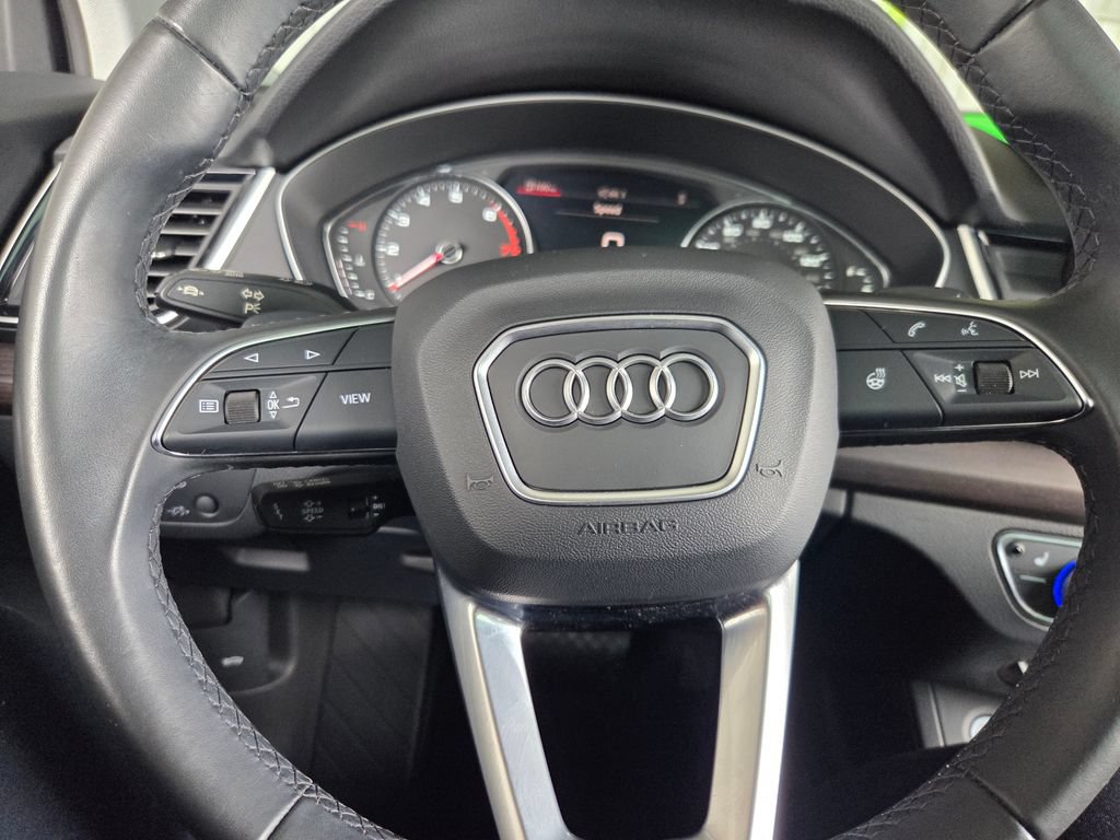 Used 2023 Audi Q5 2.0T Premium w/ Convenience Package AWD/4WD image 6