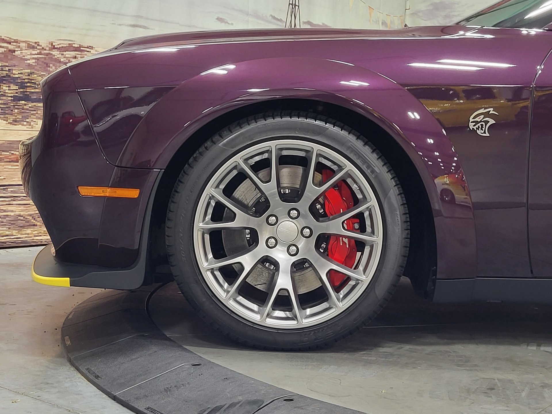 Used 2022 Dodge Challenger SRT Hellcat RWD image 5