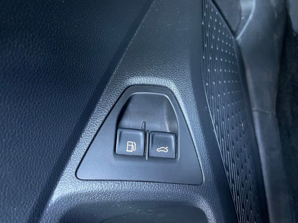 Used 2024 Volkswagen Jetta S image 42