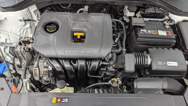 Used 2019 Hyundai Elantra SE FWD image 26