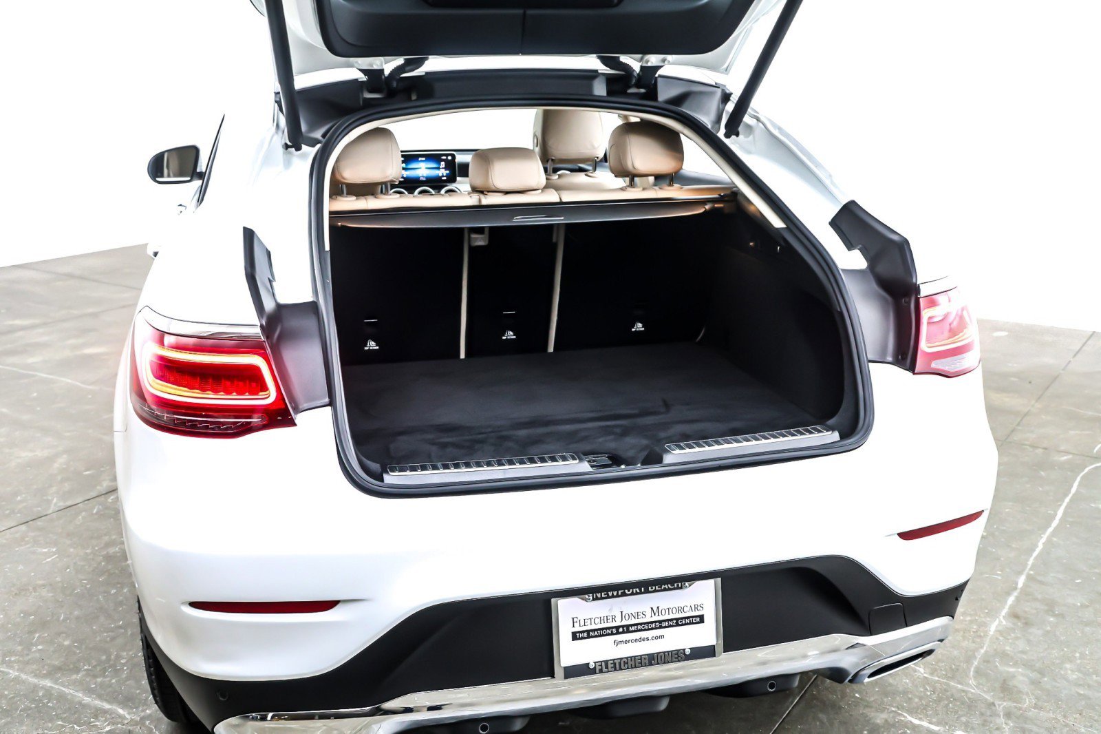 Certified 2023 Mercedes-Benz GLC 300 4MATIC Coupe image 24