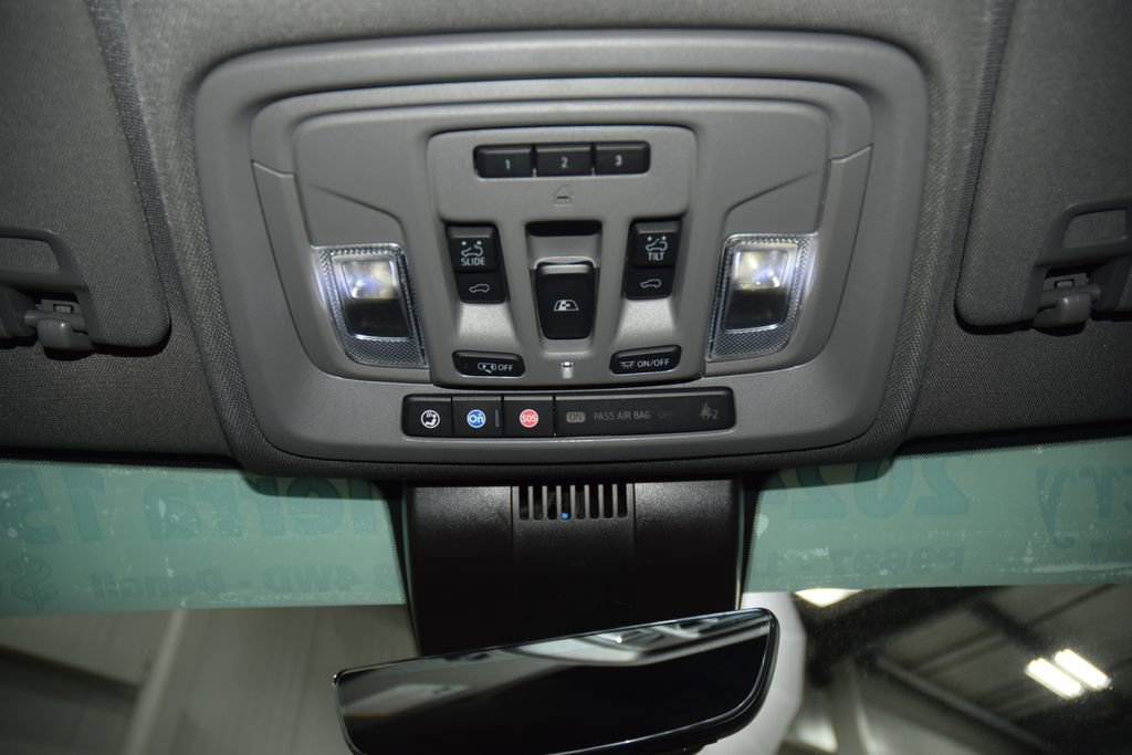 Used 2024 GMC Sierra 1500 Denali w/ Denali Reserve Package AWD/4WD image 49