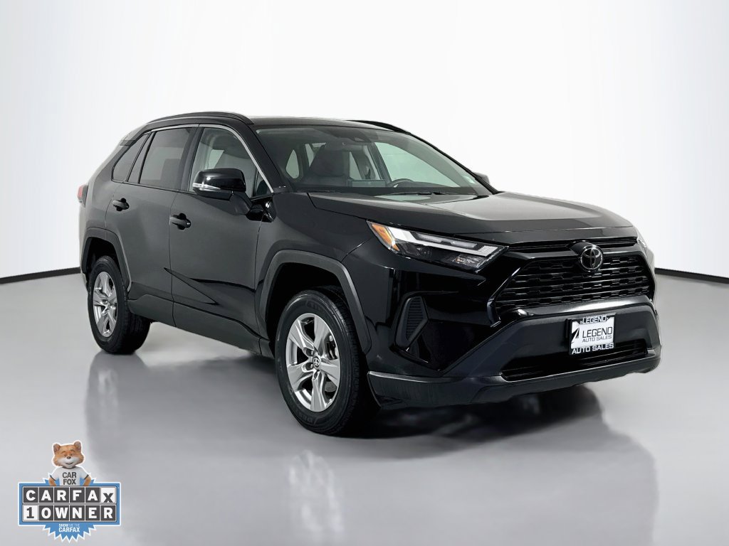 Used 2024 Toyota RAV4 XLE w/ Convenience Package AWD/4WD image 4