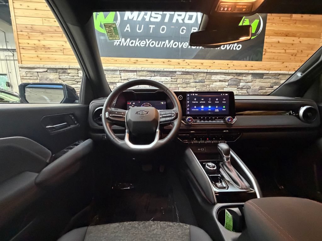 Used 2024 Chevrolet Colorado Z71 w/ Z71 Convenience Package 2 AWD/4WD image 36