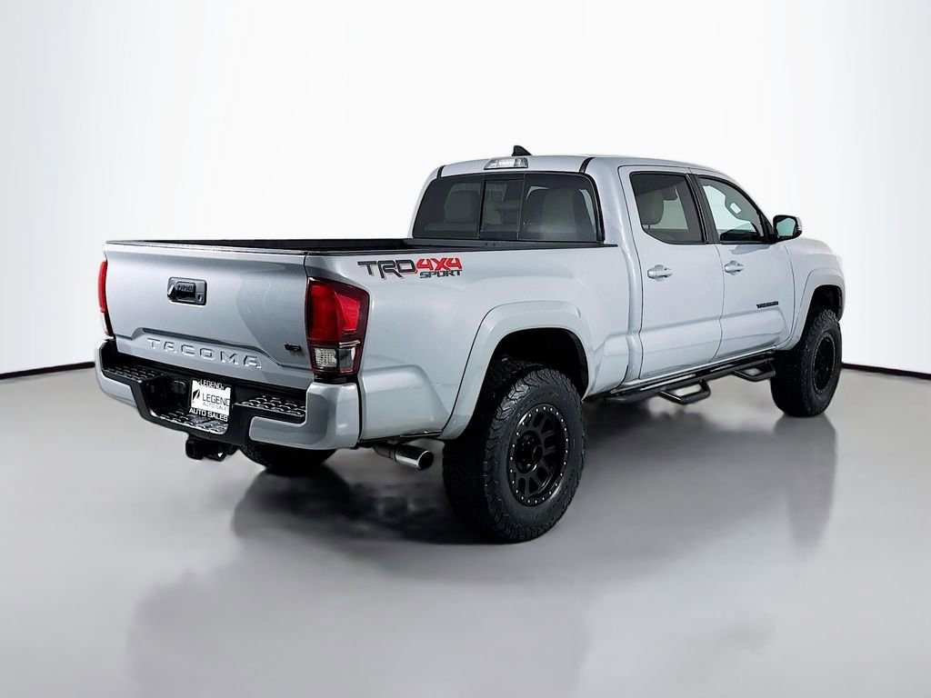 Used 2019 Toyota Tacoma TRD Sport w/ Exterior Package AWD/4WD image 5