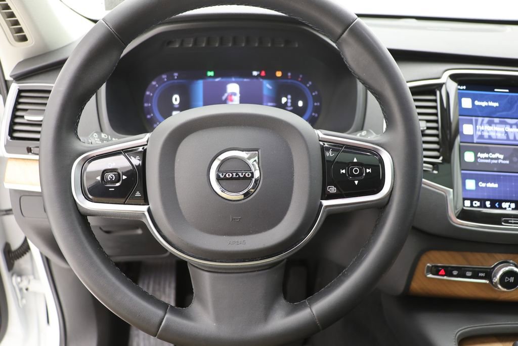 Used 2023 Volvo XC90 B6 Plus w/ Protection Package Premier AWD/4WD image 17