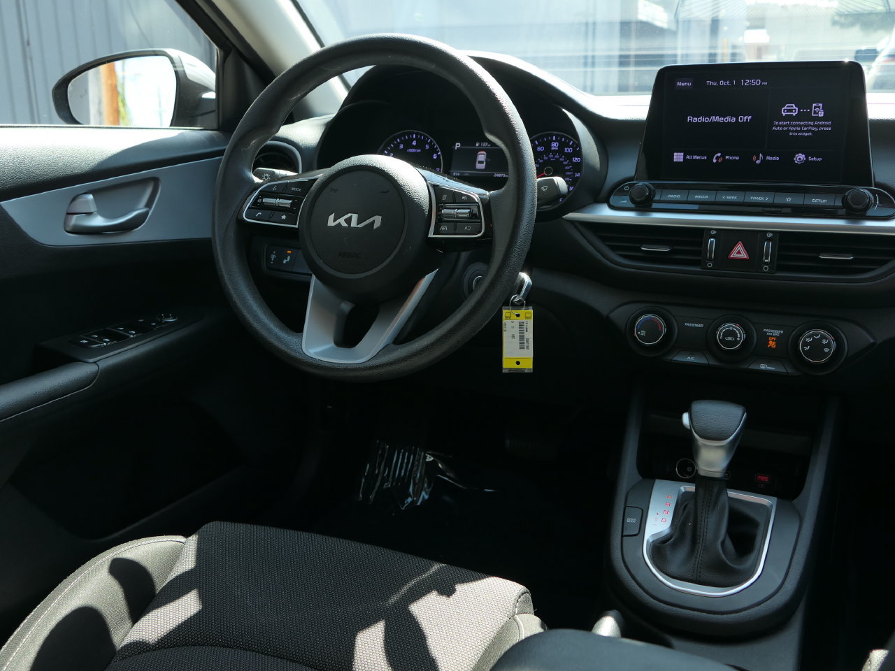 Certified 2024 Kia Forte LXS w/ LXS Technology Package FWD image 25