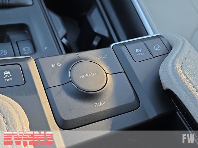 Certified 2026 Toyota Grand Highlander XLE image 11