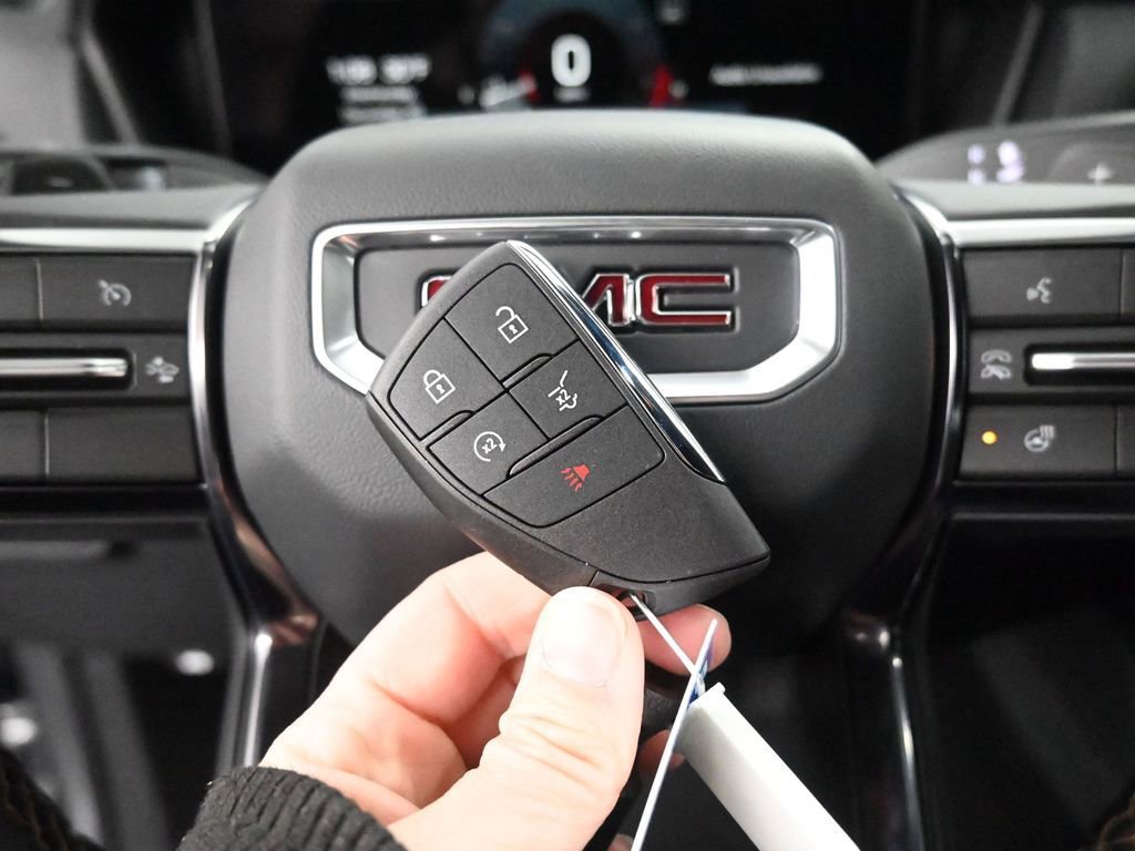 New 2026 GMC Terrain AT4 w/ Convenience Package III image 32