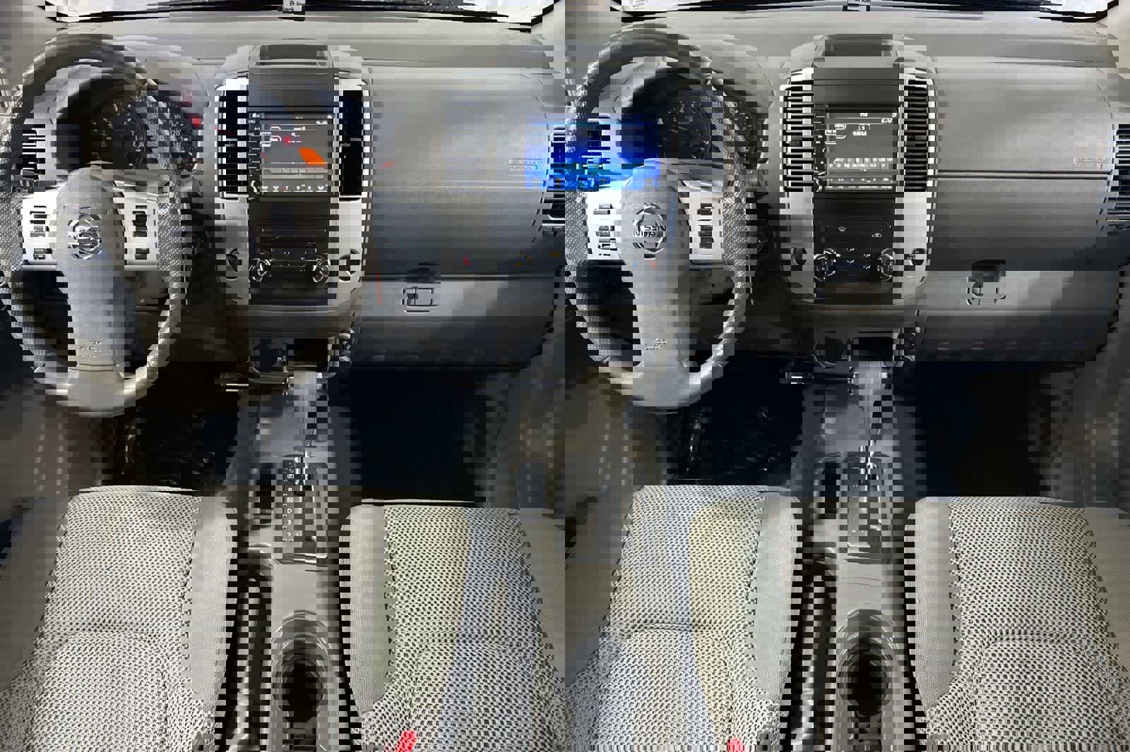 Used 2019 Nissan Frontier SV image 4