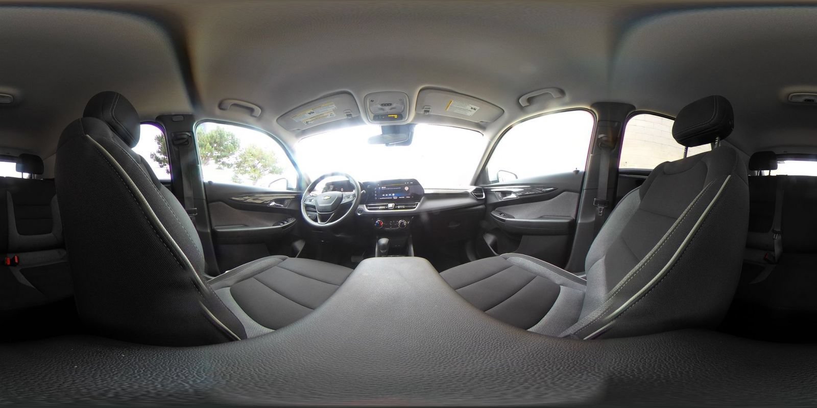 Used 2025 Chevrolet TrailBlazer LT FWD image 41