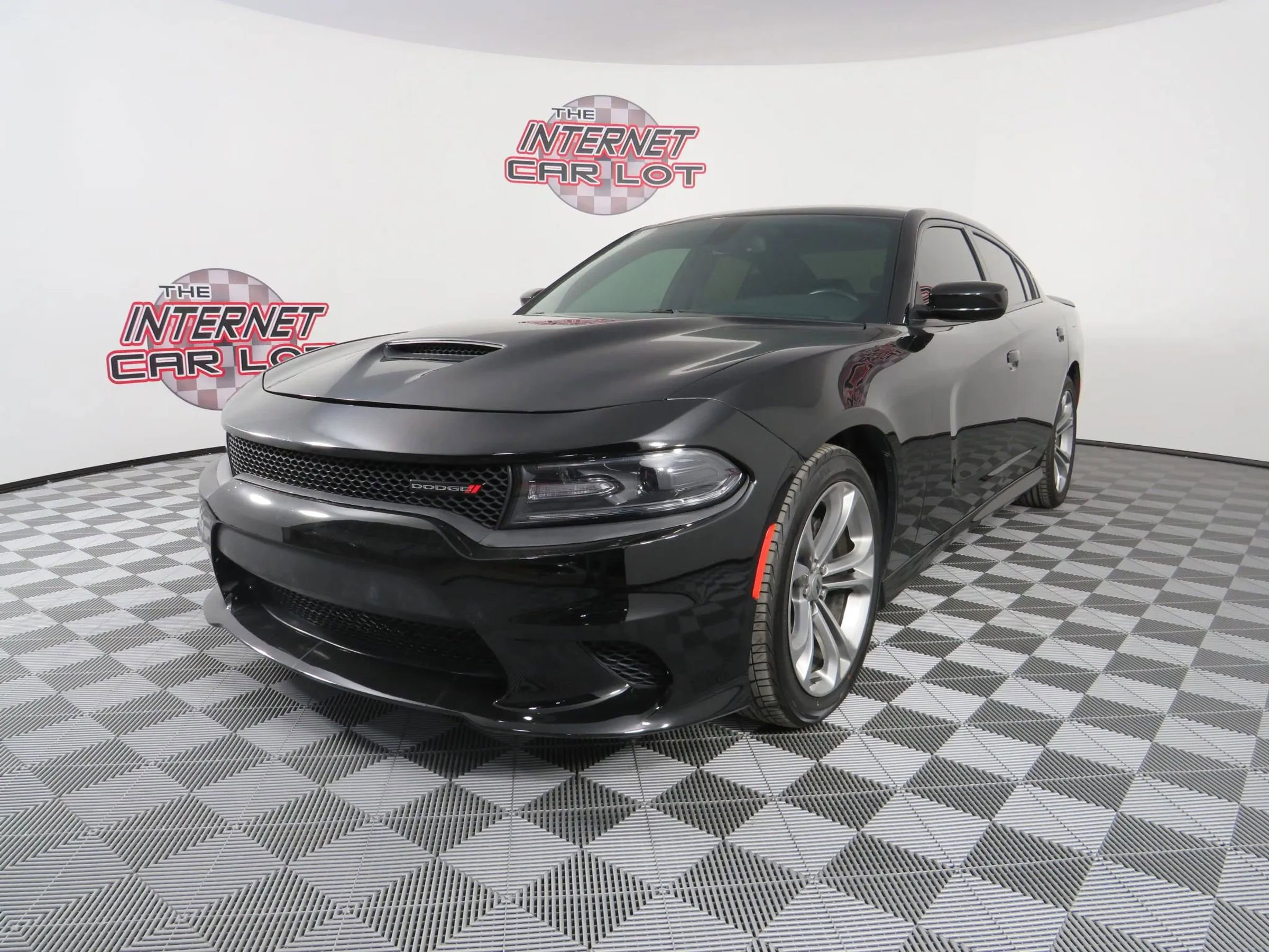 Used 2020 Dodge Charger R/T image 9