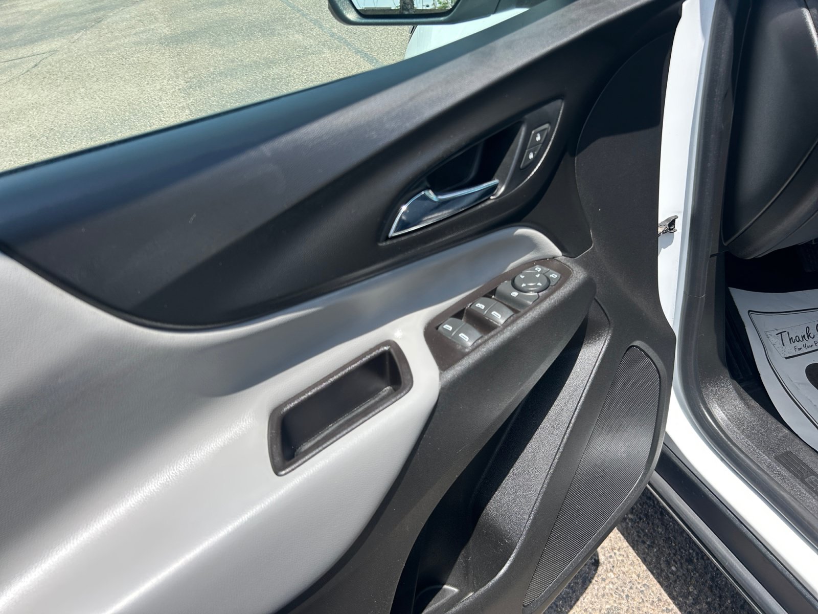 Used 2022 Chevrolet Equinox LT FWD image 13