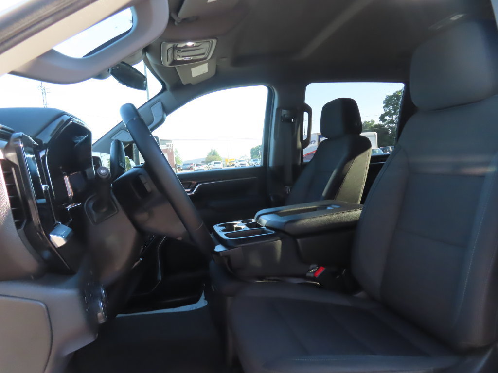 Used 2025 Chevrolet Silverado 2500 LT w/ Convenience Package AWD/4WD image 20