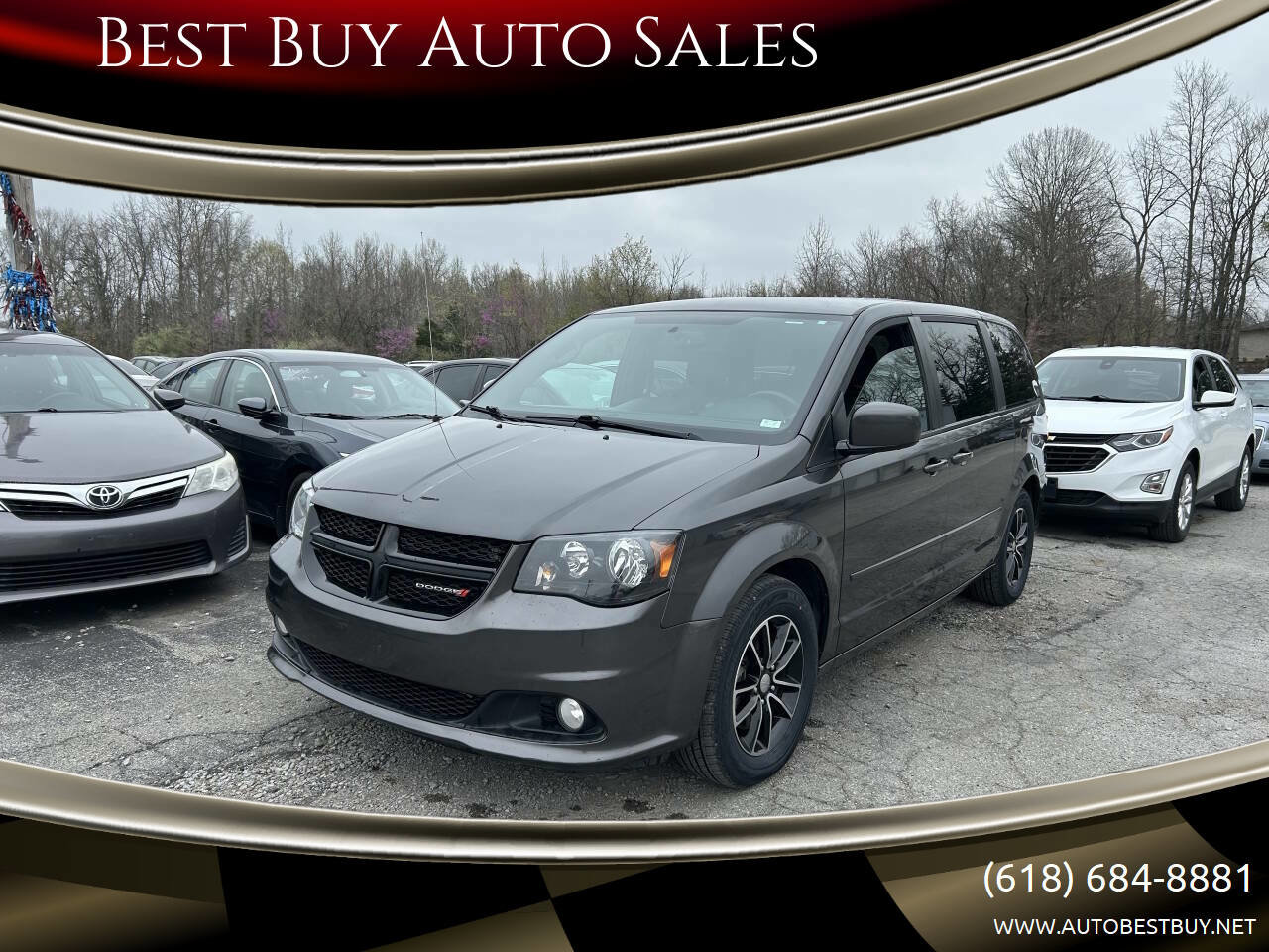 Used 2016 Dodge Grand Caravan SXT image 1