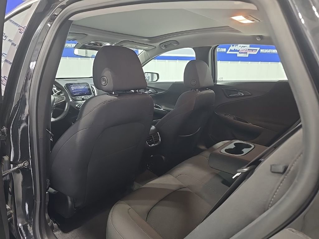Used 2023 Chevrolet Malibu LT image 19