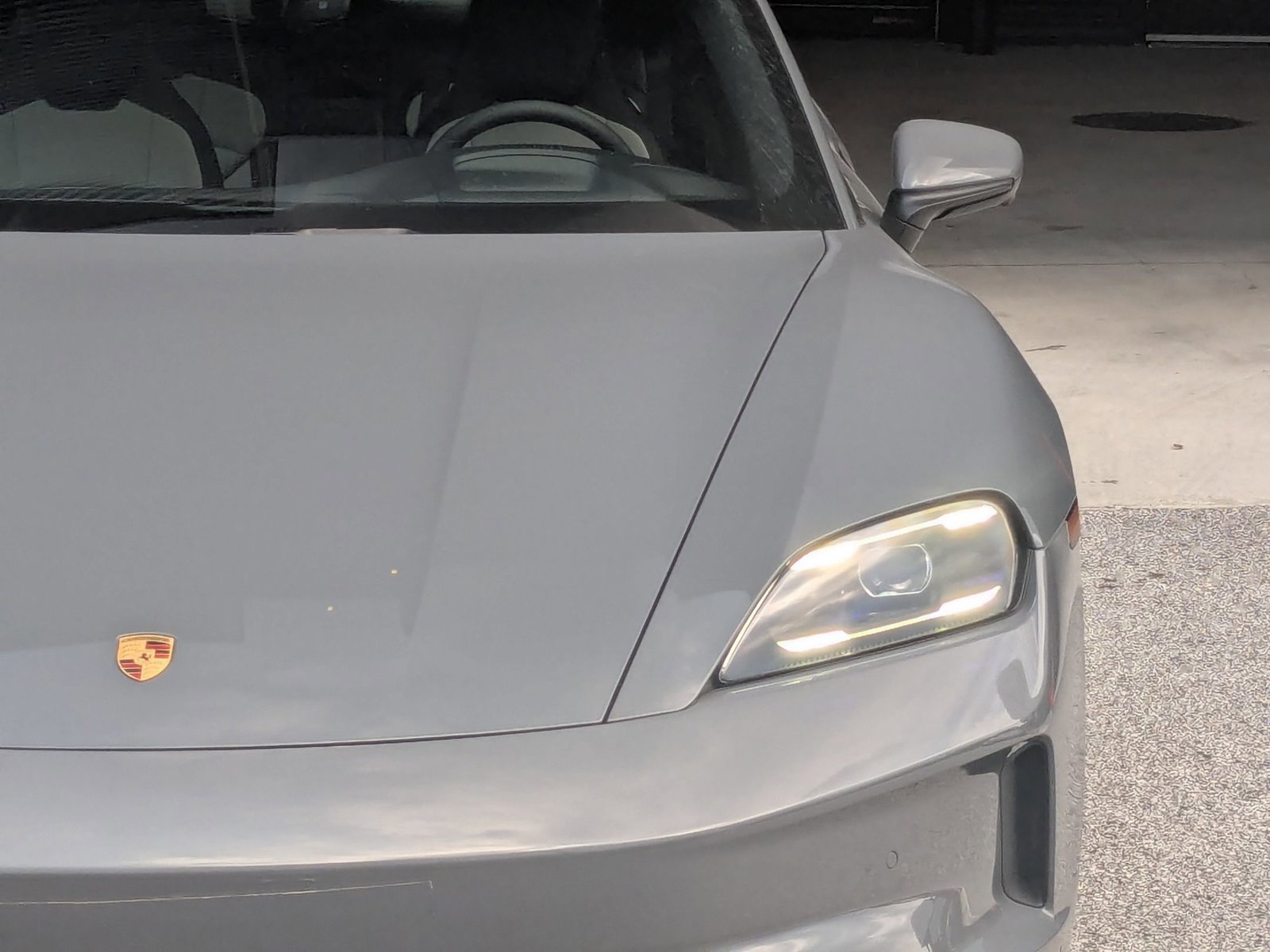 New 2025 Porsche Taycan image 12