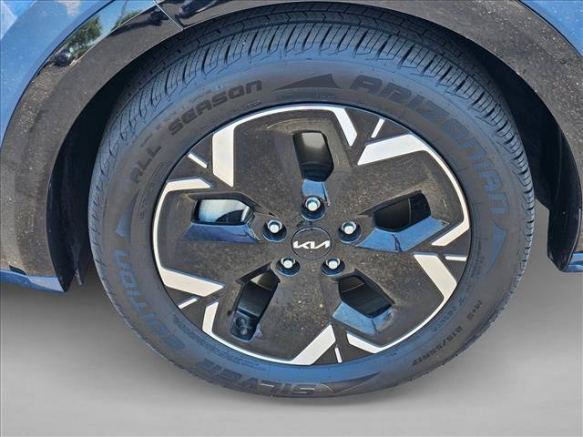 Used 2023 Kia Niro Wind FWD image 25