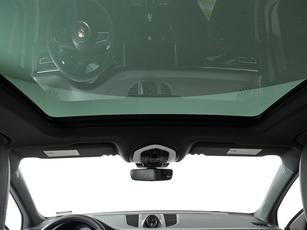 New 2026 Porsche Macan S image 20