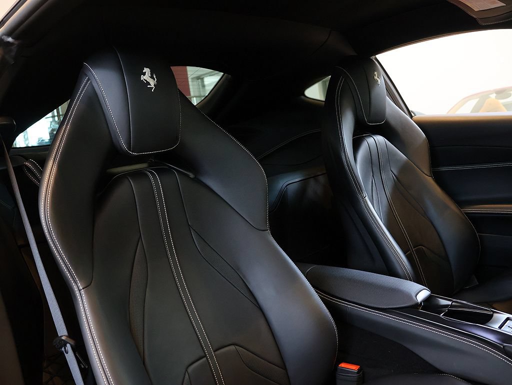 Certified 2020 Ferrari 812 Superfast RWD image 18