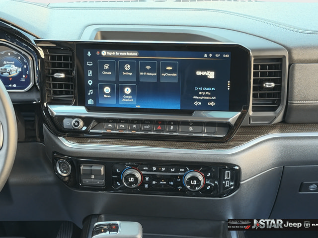 Used 2026 Chevrolet Silverado 1500 LT Trail Boss w/ LT Trail Boss Premium Package AWD/4WD image 13