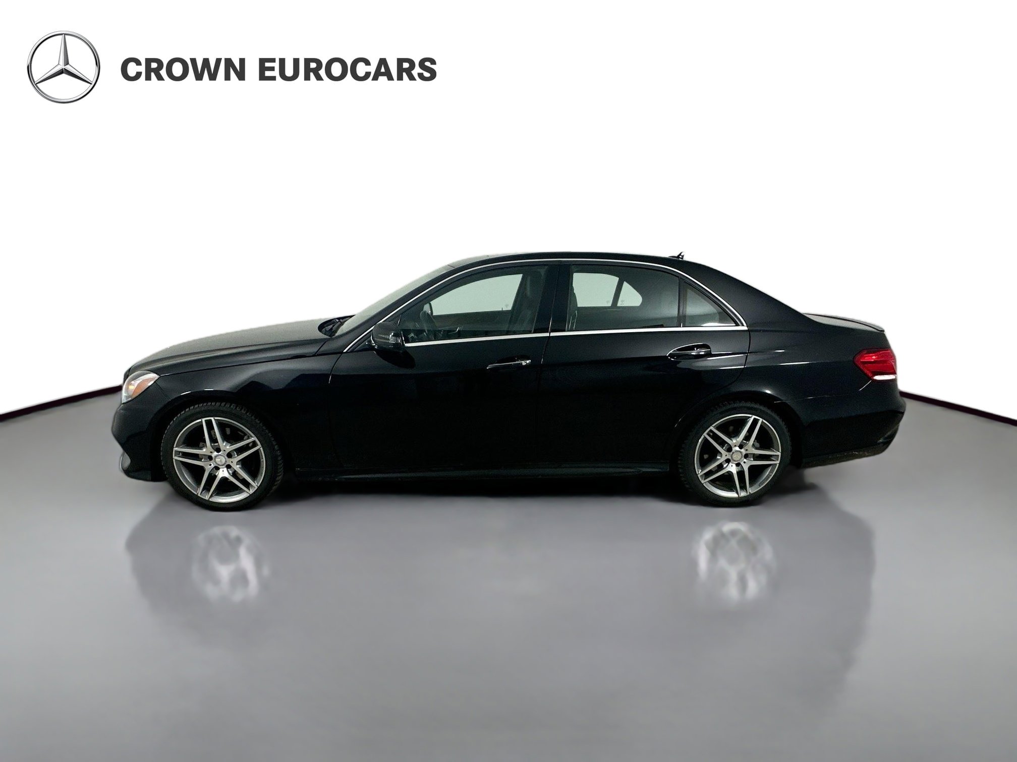Used 2014 Mercedes-Benz E 350 4MATIC Sedan image 5