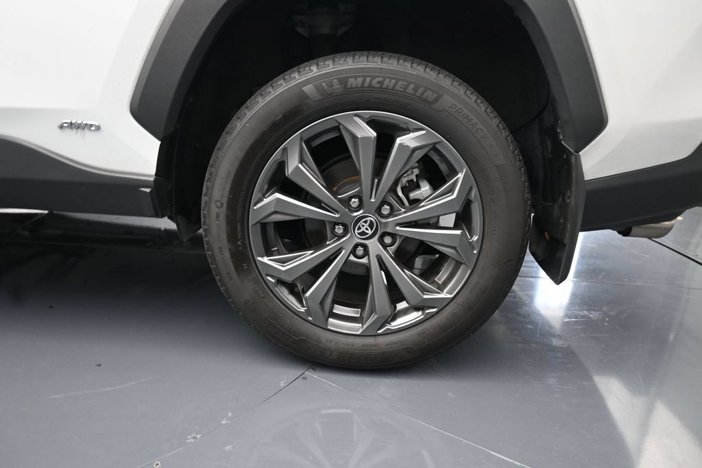 Used 2024 Toyota RAV4 Limited w/ Advanced Technology Package AWD/4WD image 13