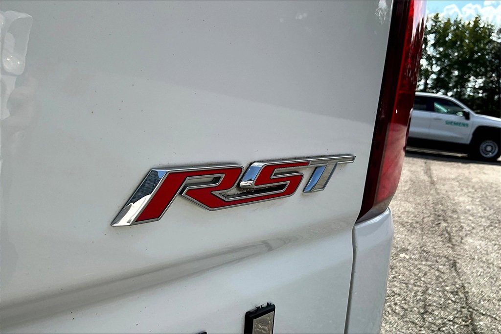 Used 2021 Chevrolet Silverado 1500 RST w/ Z71 Off-Road Package image 21