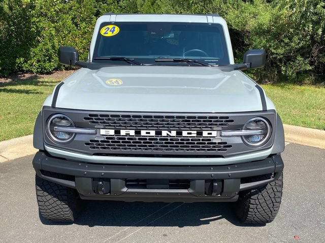 Used 2024 Ford Bronco Badlands AWD/4WD image 2