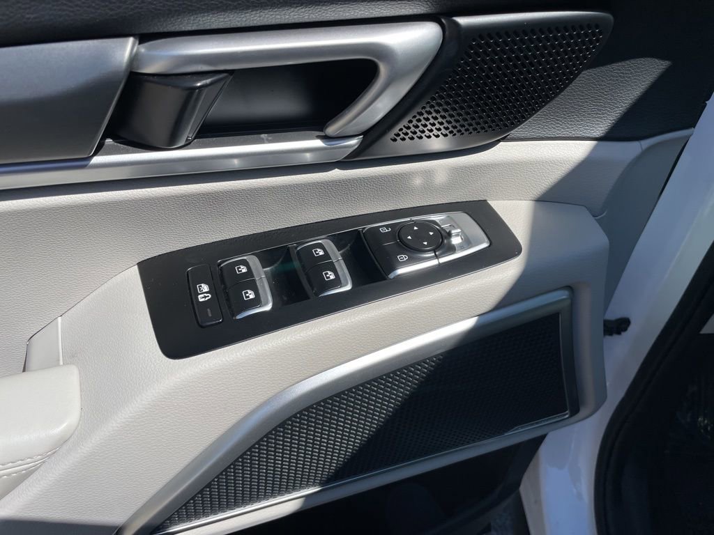 Used 2022 Kia Telluride S AWD/4WD image 6